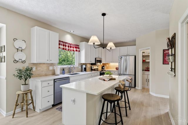 5274 Greenhouse Drive, Mason, OH 45040