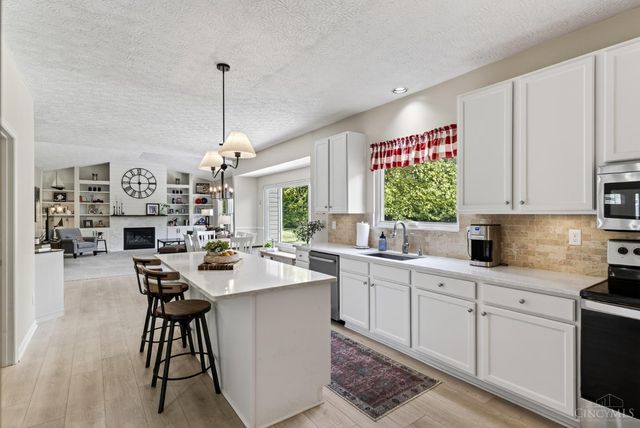 5274 Greenhouse Drive, Mason, OH 45040