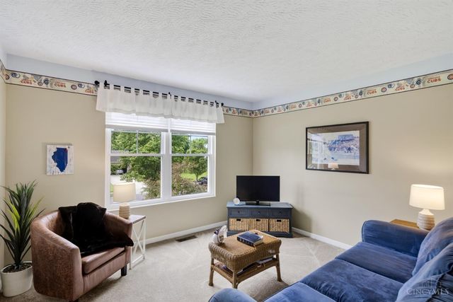 5274 Greenhouse Drive, Mason, OH 45040