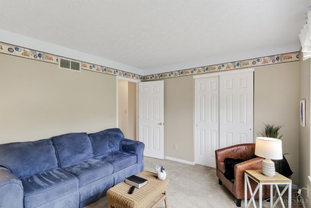 5274 Greenhouse Drive, Mason, OH 45040