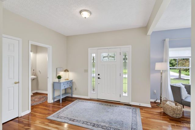 5274 Greenhouse Drive, Mason, OH 45040