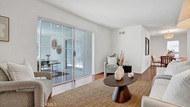 7463 Bradley, Buena Park, CA 90620