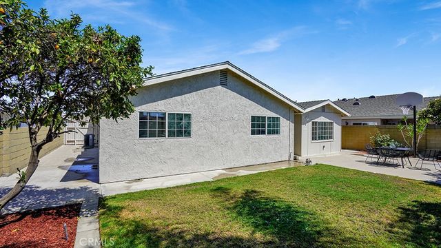 7463 Bradley, Buena Park, CA 90620