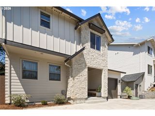 10981 Se 129TH Ave, Happy Valley, OR 97086