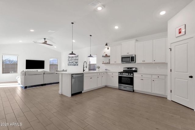 7647 W Park Street, Laveen, AZ 85339