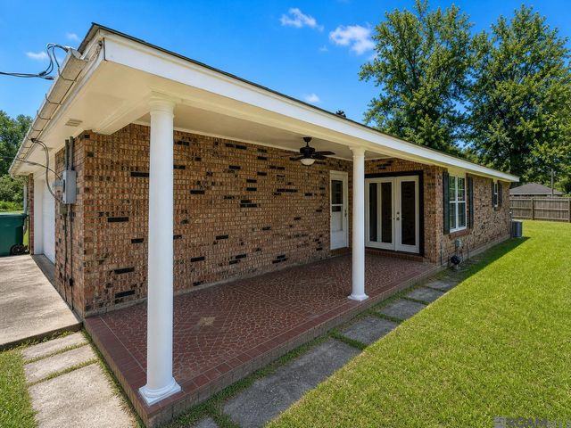 14202 Jones Rd, Ponchatoula, LA 70454