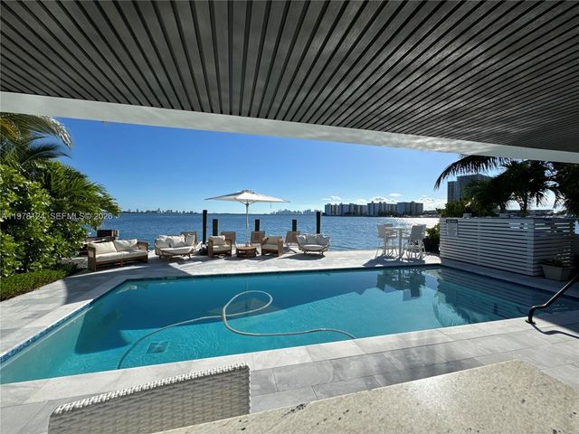 1930 Bay Drive 4, Miami Beach, FL 33141