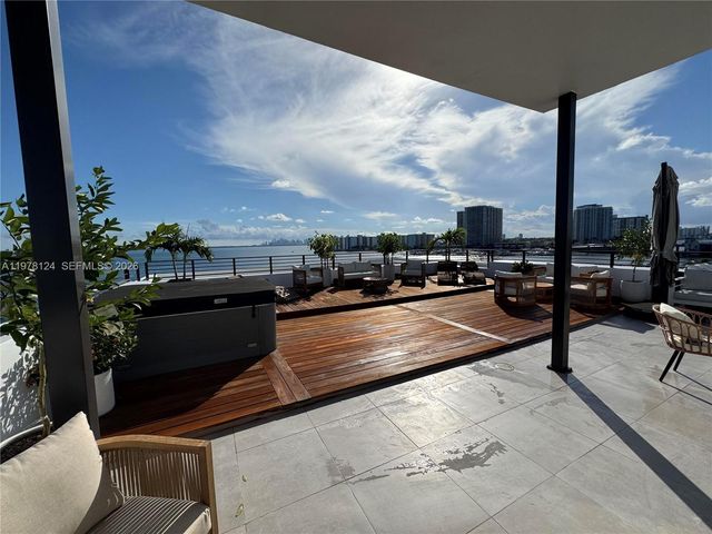 1930 Bay Drive 4, Miami Beach, FL 33141