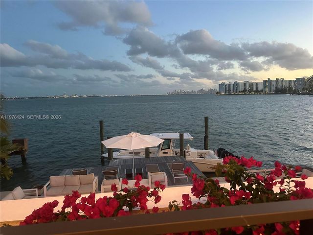 1930 Bay Drive 4, Miami Beach, FL 33141
