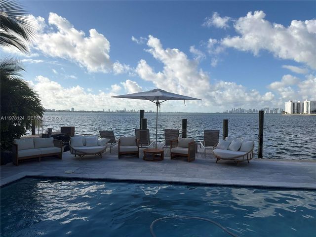 1930 Bay Drive 4, Miami Beach, FL 33141