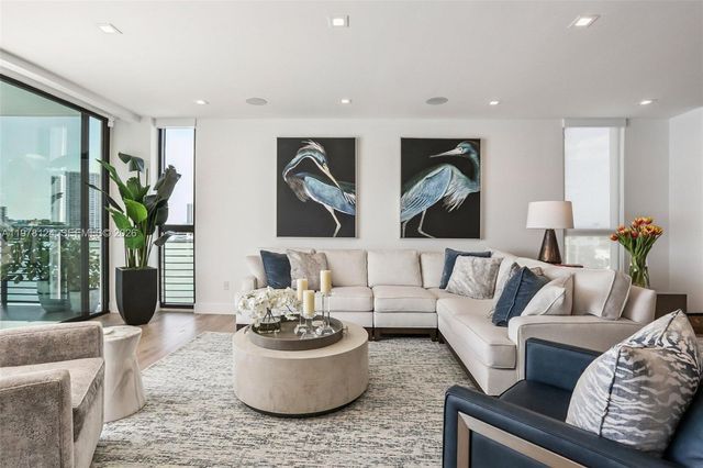 1930 Bay Drive 4, Miami Beach, FL 33141