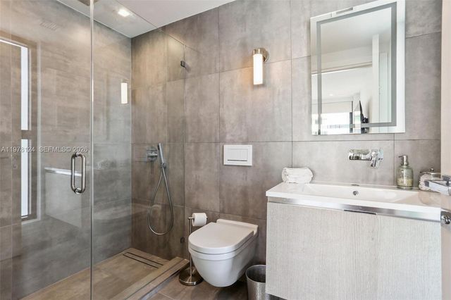 1930 Bay Drive 4, Miami Beach, FL 33141