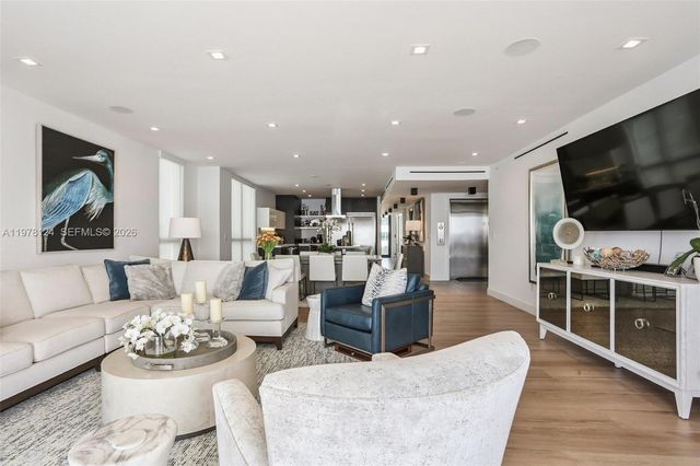 1930 Bay Drive 4, Miami Beach, FL 33141