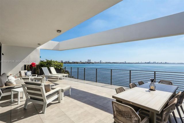 1930 Bay Drive 4, Miami Beach, FL 33141