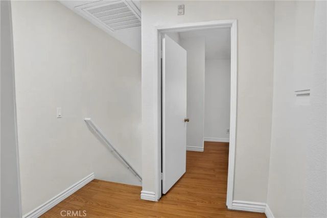 8828 Burnet Ave 9, North Hills, CA 91343