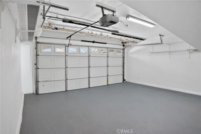 8828 Burnet Ave 9, North Hills, CA 91343