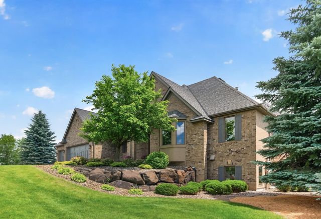 19295 Oak Grove Avenue, Prior Lake, MN 55372