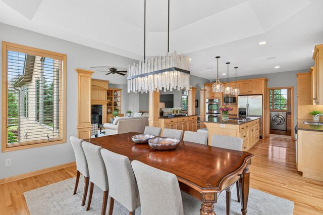 19295 Oak Grove Avenue, Prior Lake, MN 55372