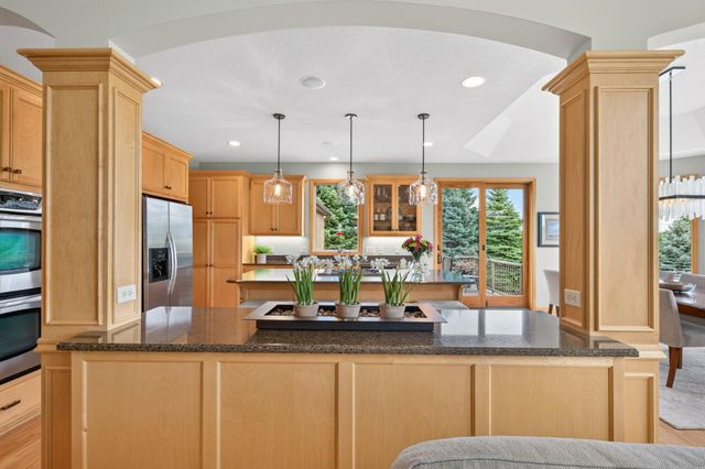 19295 Oak Grove Avenue, Prior Lake, MN 55372