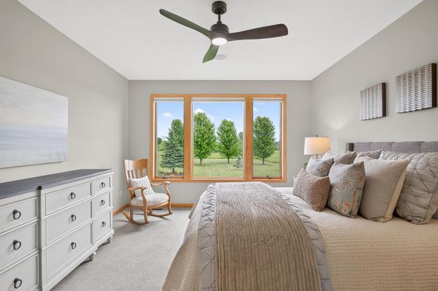 19295 Oak Grove Avenue, Prior Lake, MN 55372