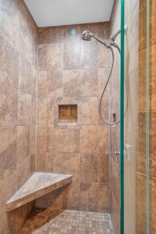 19295 Oak Grove Avenue, Prior Lake, MN 55372