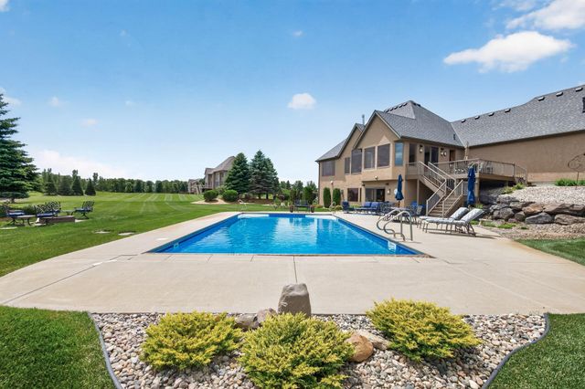 19295 Oak Grove Avenue, Prior Lake, MN 55372