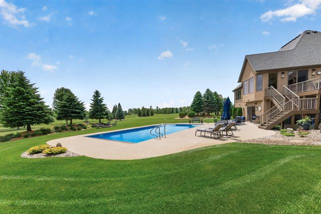 19295 Oak Grove Avenue, Prior Lake, MN 55372