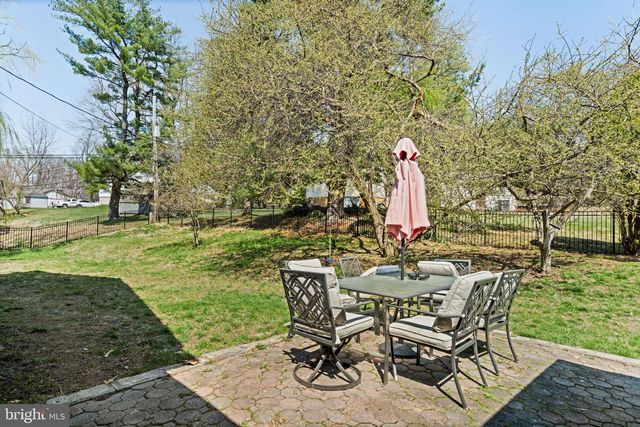 1505 REDWOOD LN, Wyncote, PA 19095