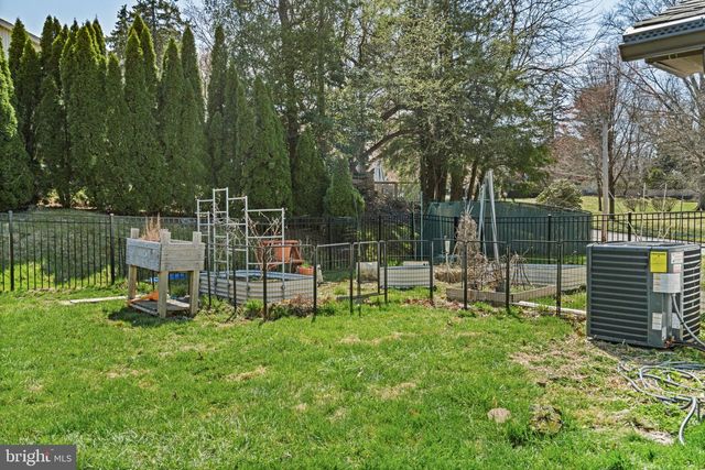 1505 REDWOOD LN, Wyncote, PA 19095