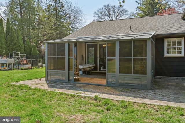 1505 REDWOOD LN, Wyncote, PA 19095
