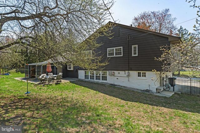 1505 REDWOOD LN, Wyncote, PA 19095
