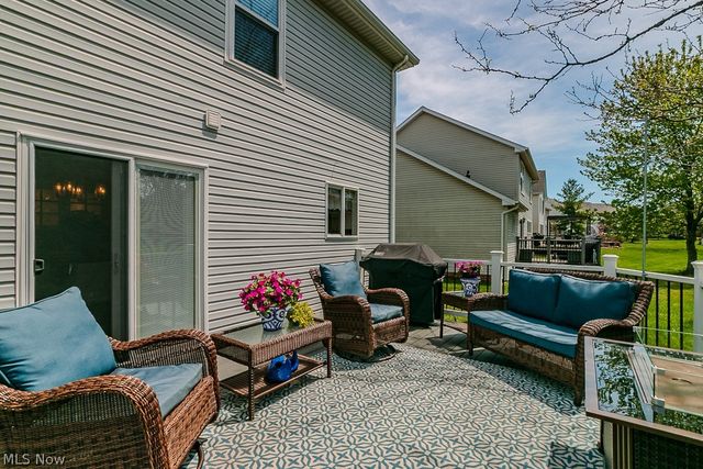 10266 Wildflower Way, Broadview Heights, OH 44147