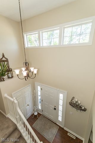 10266 Wildflower Way, Broadview Heights, OH 44147