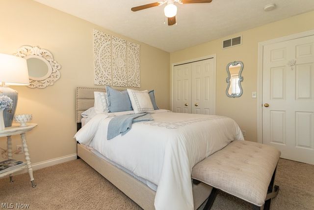 10266 Wildflower Way, Broadview Heights, OH 44147