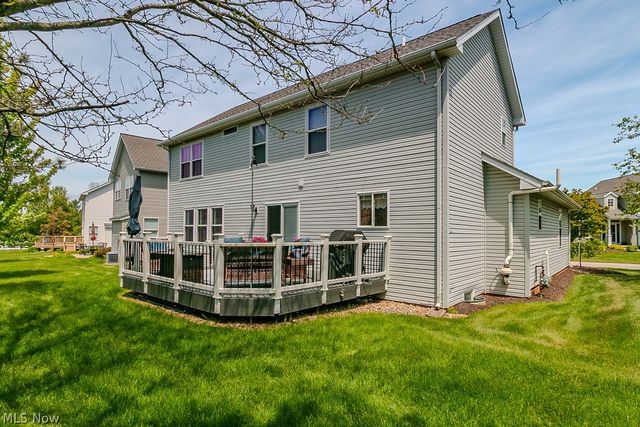10266 Wildflower Way, Broadview Heights, OH 44147