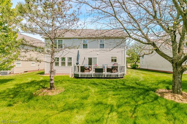 10266 Wildflower Way, Broadview Heights, OH 44147
