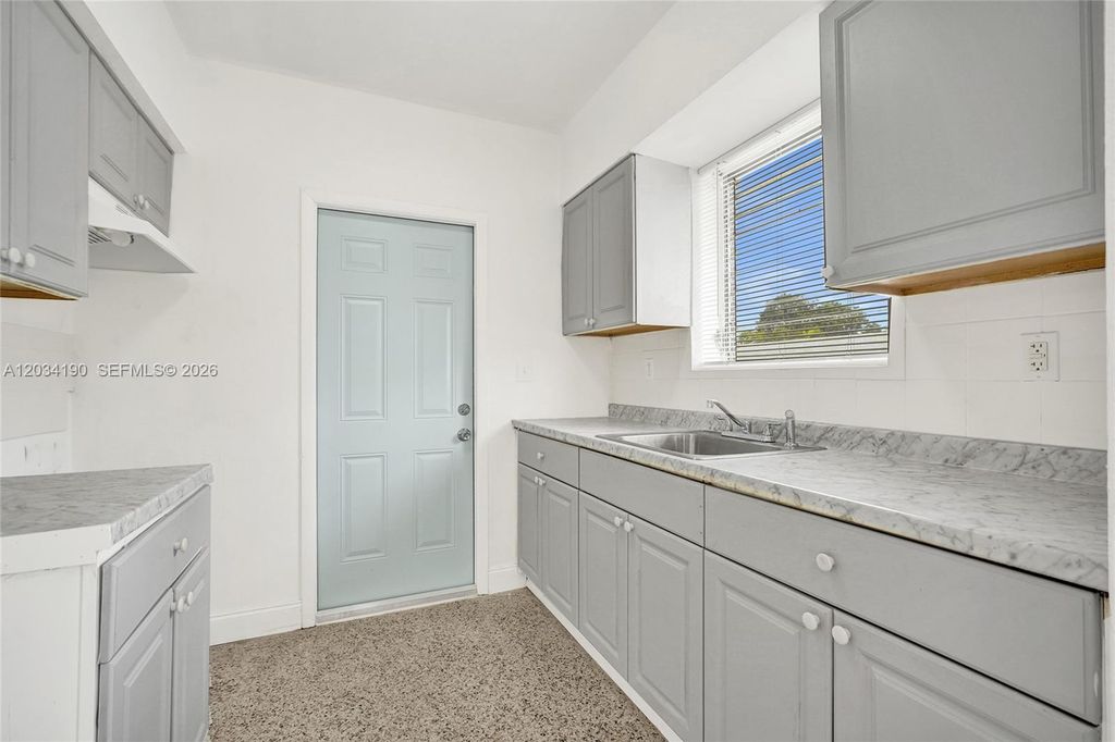 710 82nd Street 1, Miami Beach, FL 33141
