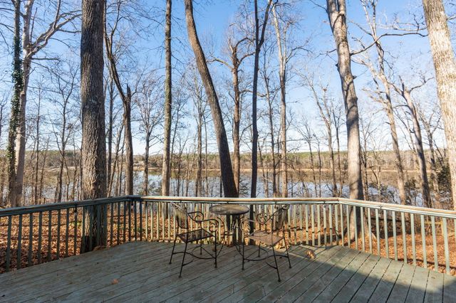 757 Lakehaven Circle, Decatur, TN 37322