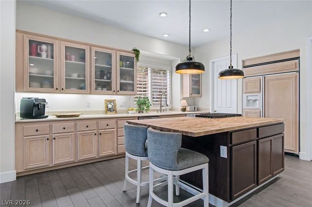 936 Granger Farm Way, Las Vegas, NV 89145