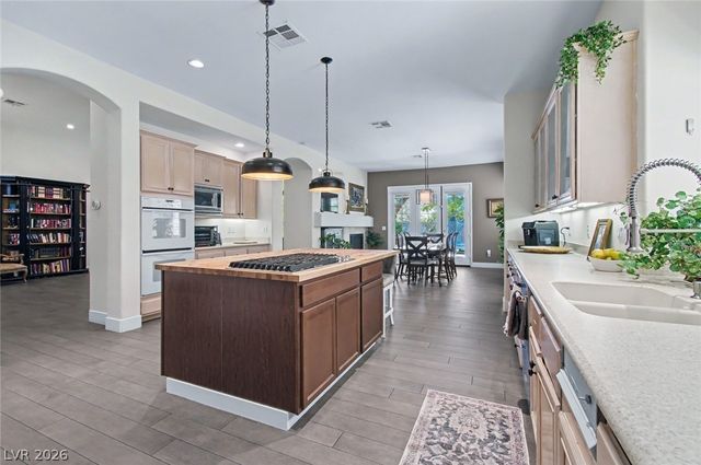 936 Granger Farm Way, Las Vegas, NV 89145