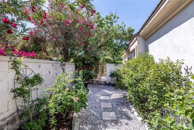 936 Granger Farm Way, Las Vegas, NV 89145