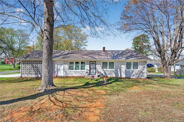 203 Sunrise Avenue, Asheboro, NC 27203