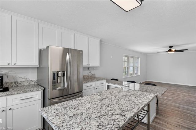 203 Sunrise Avenue, Asheboro, NC 27203