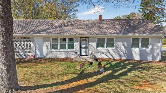 203 Sunrise Avenue, Asheboro, NC 27203