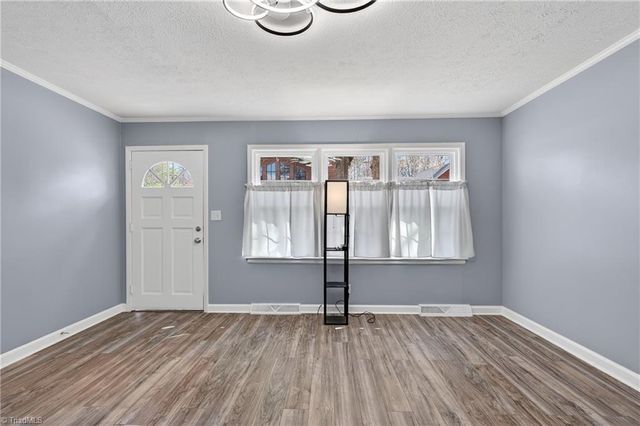 203 Sunrise Avenue, Asheboro, NC 27203