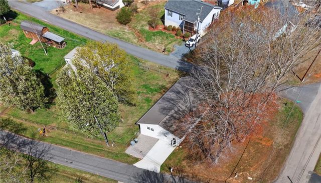 203 Sunrise Avenue, Asheboro, NC 27203