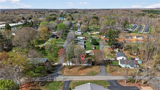 203 Sunrise Avenue, Asheboro, NC 27203