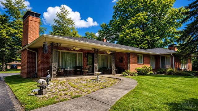 410 Compton Road, Wyoming, OH 45215