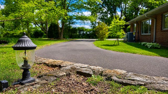 410 Compton Road, Wyoming, OH 45215