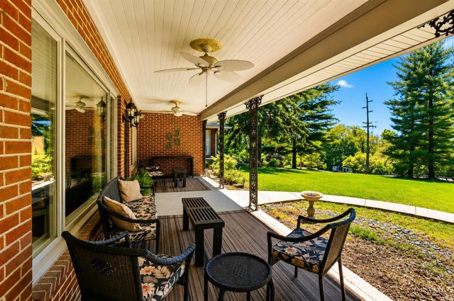 410 Compton Road, Wyoming, OH 45215